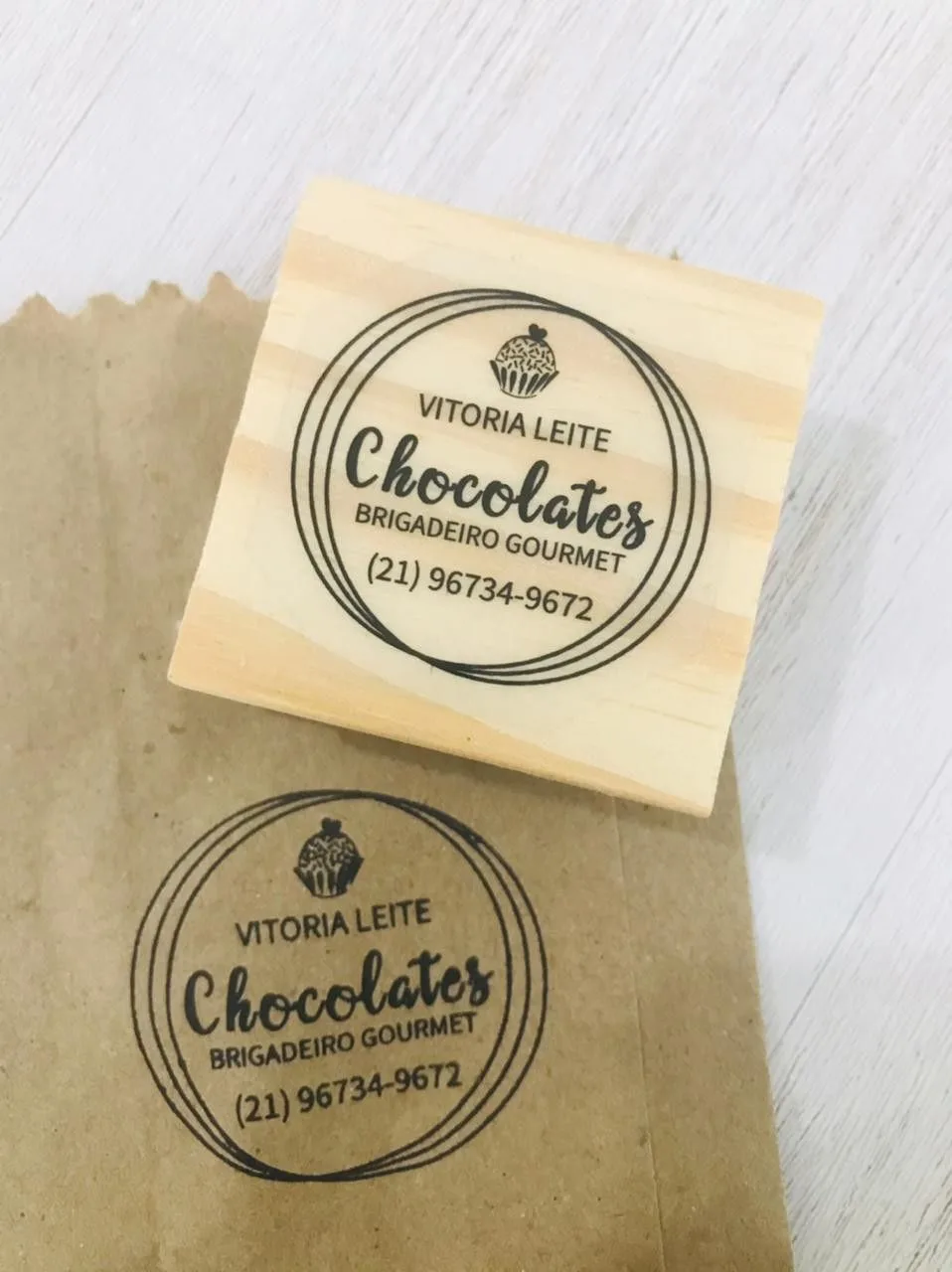 Timbres para cajas y bolsas 10 x 10 cm.